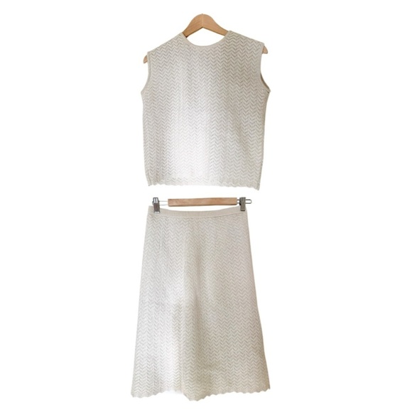 vintage italian wool Dresses & Skirts - Chic Vintage Brandeis Italian Wool Metallic Knit Sleeveless Sweater Skirt Set